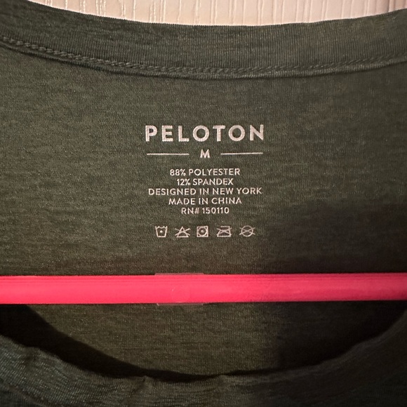 Peloton Women’s Athletic Tank Top - Size M - NWT - Picture 3 of 5